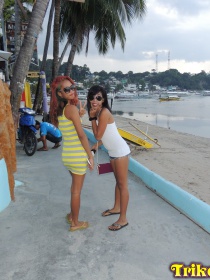 Sleazy Filipina beach hookers in Boracay